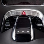 2020-mercedes-benz-s-class-sedan-central-console-carbuzz-365460